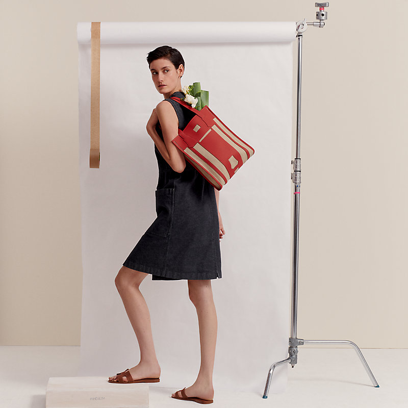 バッグ 《クロシェット》 | Hermès - エルメス-公式サイト バッグ 《クロシェット》 | Hermès - エルメス-公式サイト